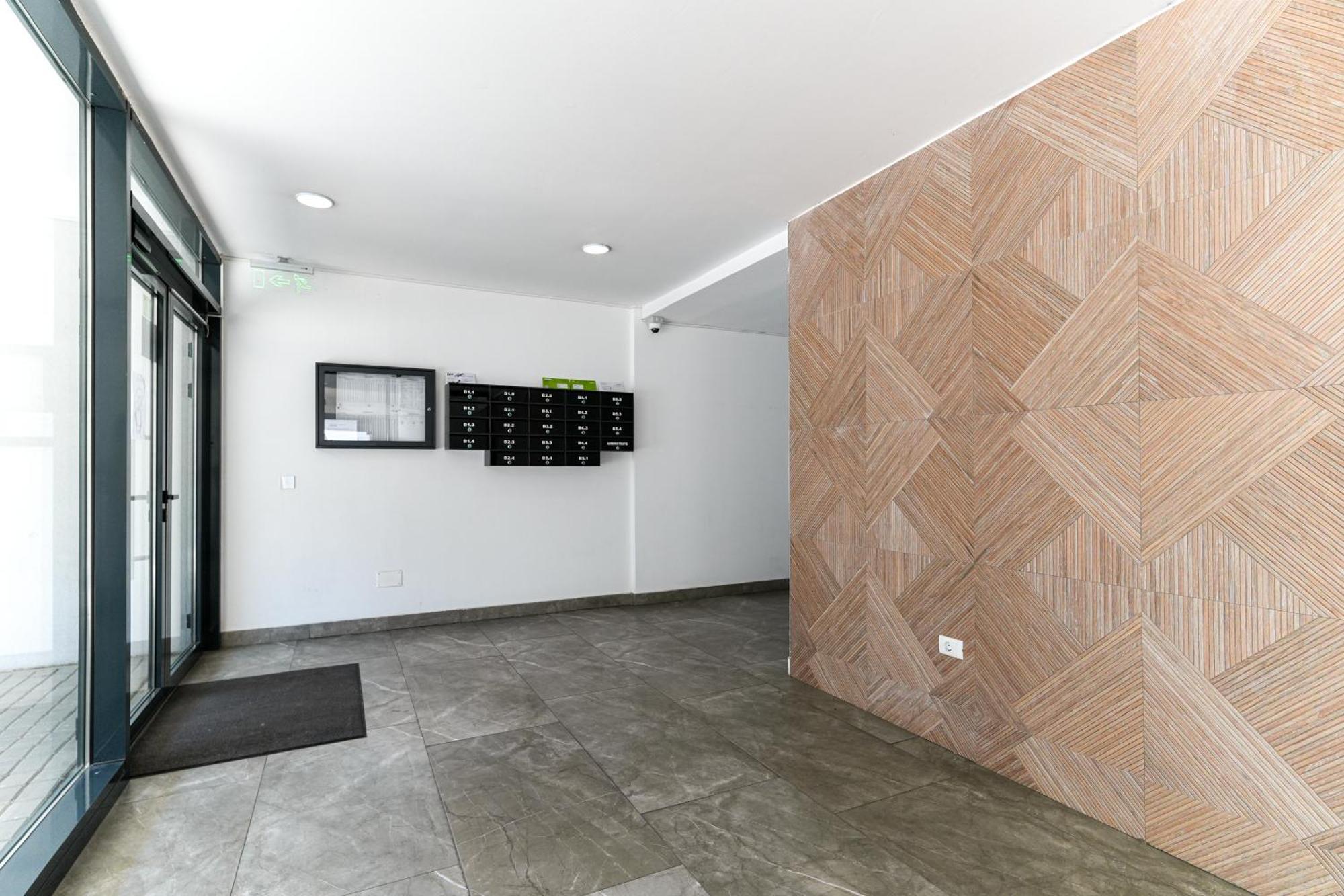 בוקרשט Maria - Modern Apartment With Parking And Workspace מראה חיצוני תמונה