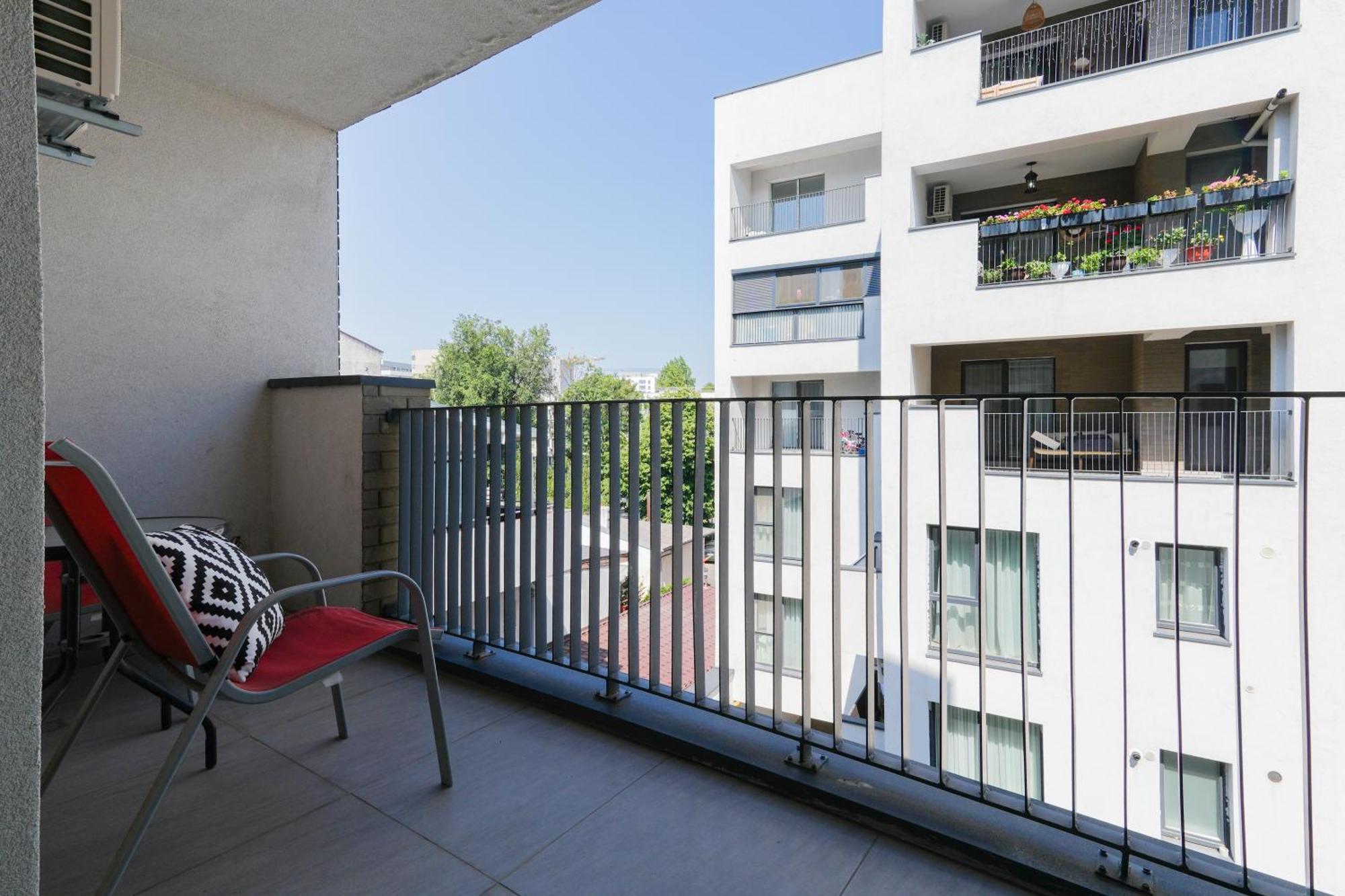 בוקרשט Maria - Modern Apartment With Parking And Workspace מראה חיצוני תמונה